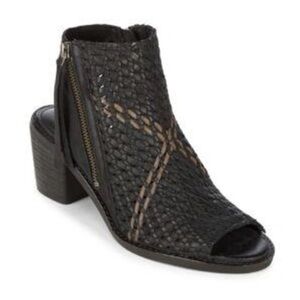 Sam Edelman Cooper Woven Leather Open Toe Bootie Black size 6